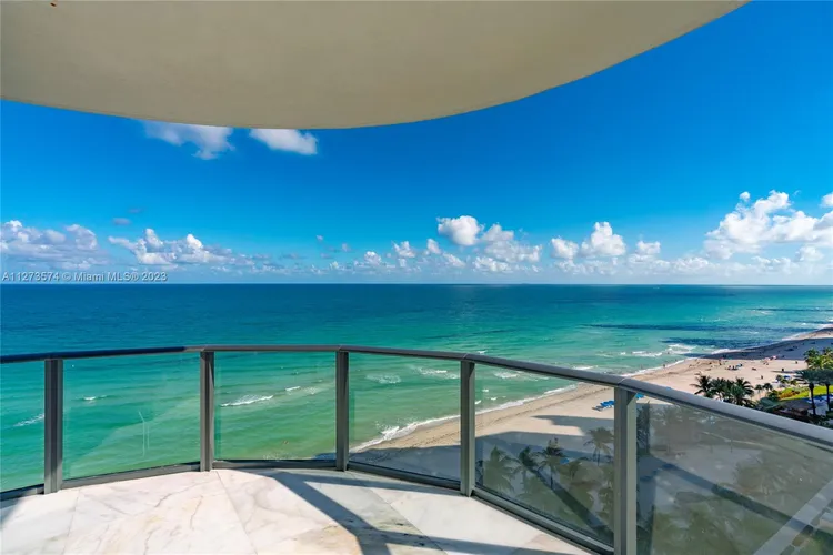 Regalia #11 image #7