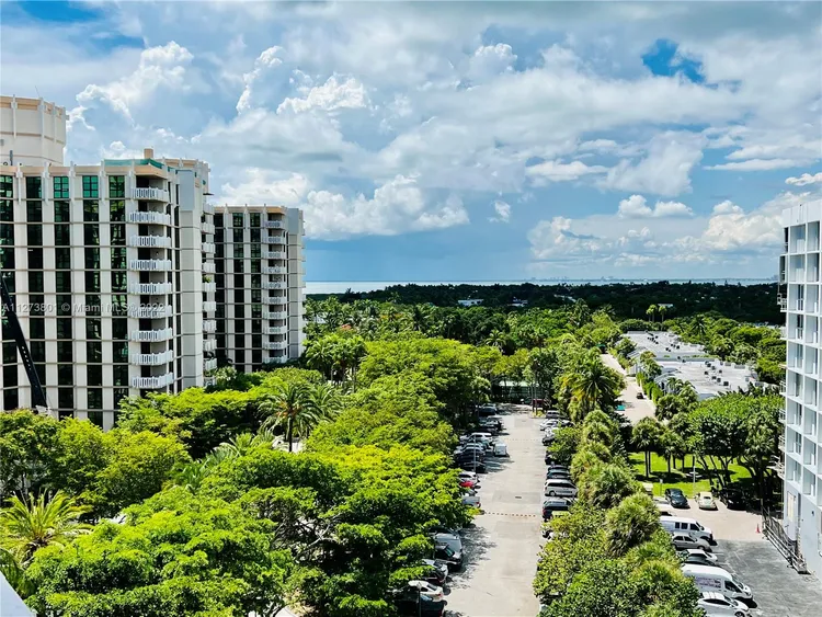 Towers of Key Biscayne #A808 image #15