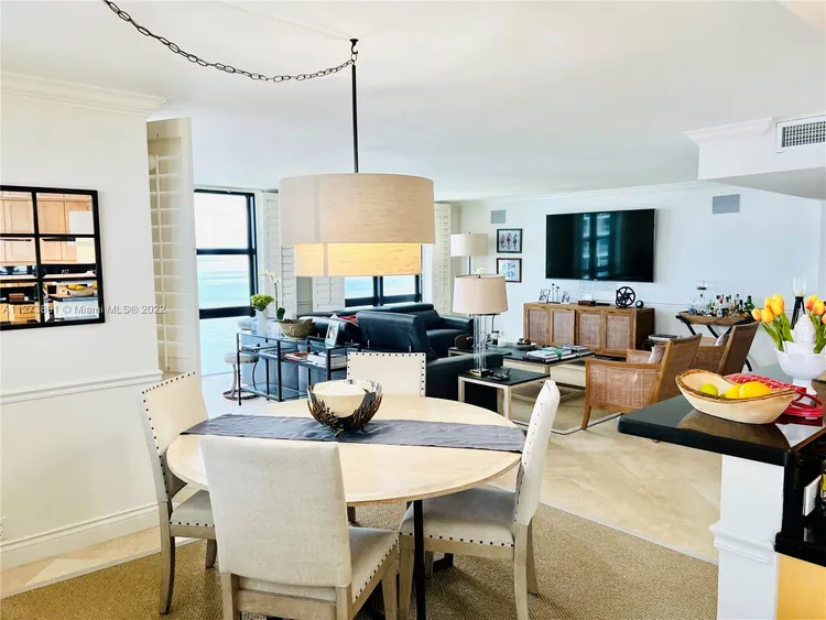 Towers of Key Biscayne #A808 image #23