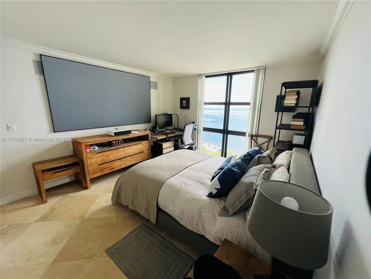 Towers of Key Biscayne #A808 image #24