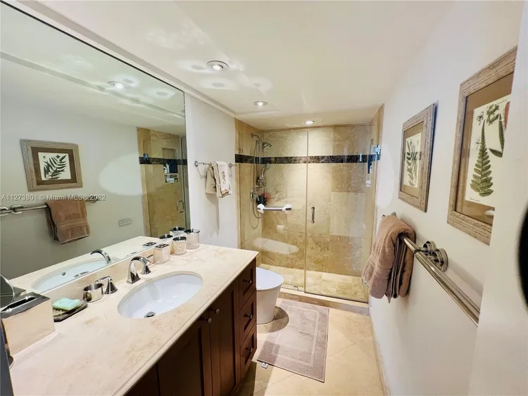 Towers of Key Biscayne #A808 image #26