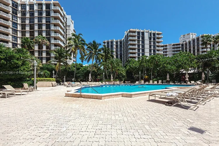 Towers of Key Biscayne #A808 image #40