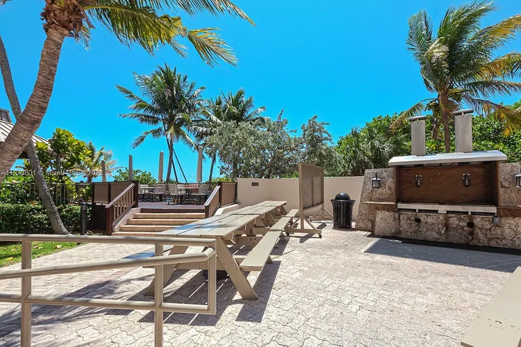 Towers of Key Biscayne #A808 image #41