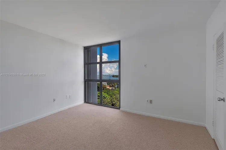 Nine Island Avenue #915 image #25