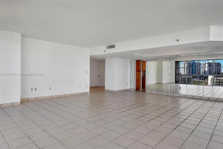 Nine Island Avenue #915 image #7