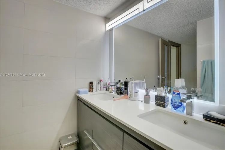 La Mer Estates #1601 image #15