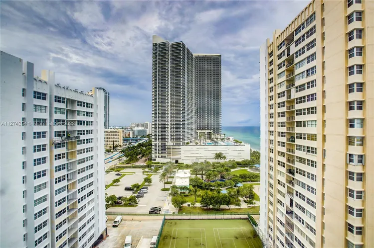 La Mer Estates #1601 image #18