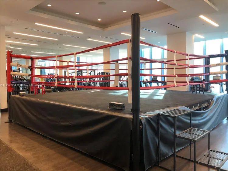 Paramount Miami Worldcenter #409 image #19