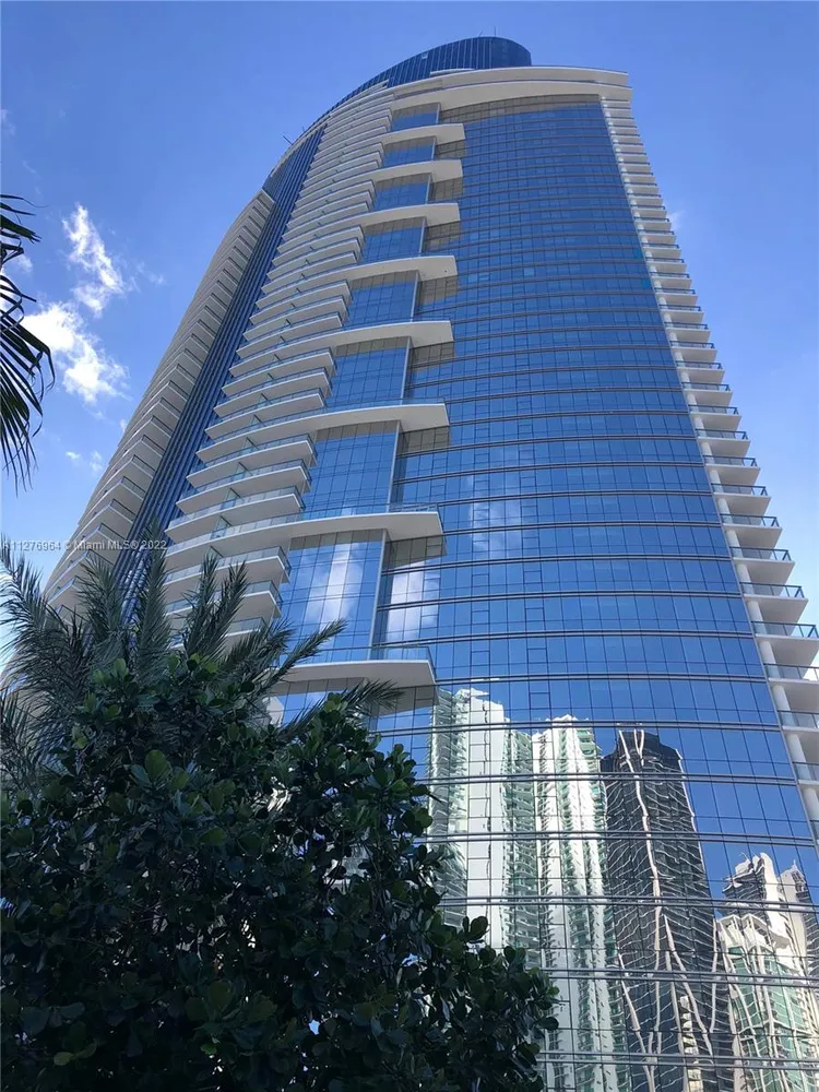 Paramount Miami Worldcenter #409 image #20