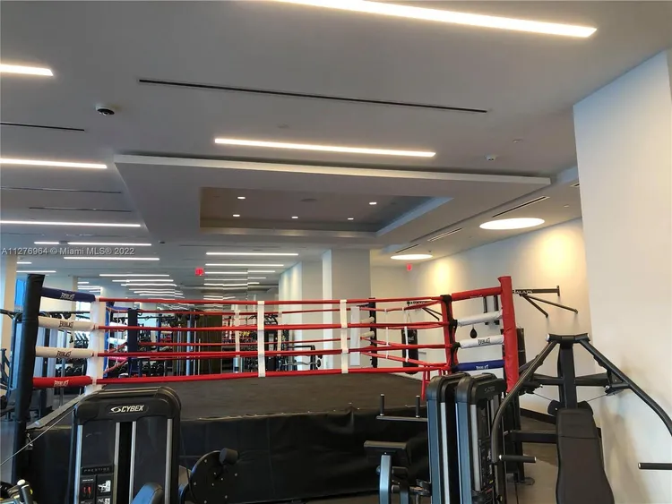 Paramount Miami Worldcenter #409 image #26