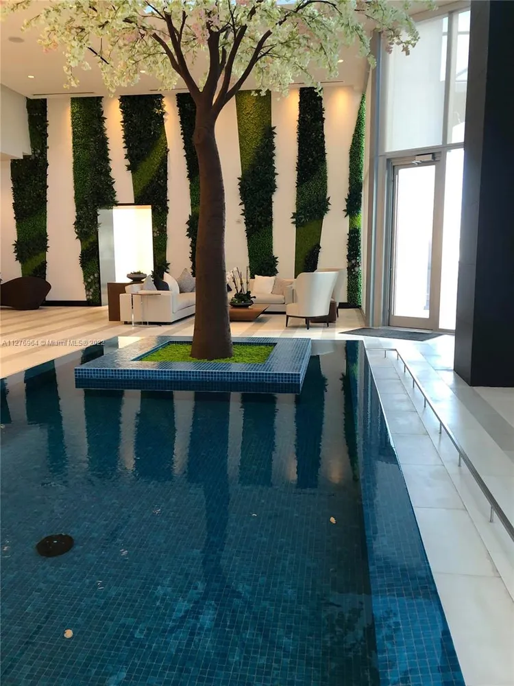 Paramount Miami Worldcenter #409 image #31