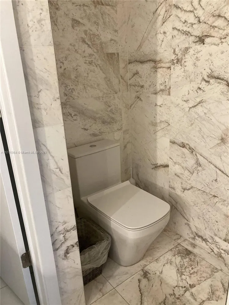 Paramount Miami Worldcenter #409 image #8