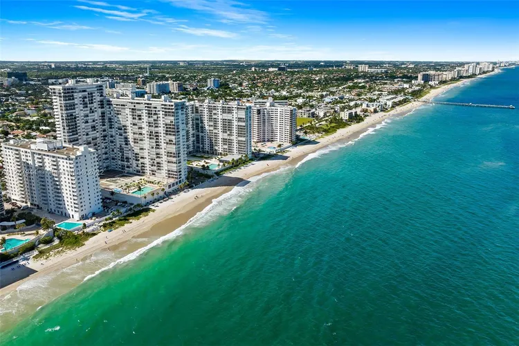 Galt Towers #14K image #20