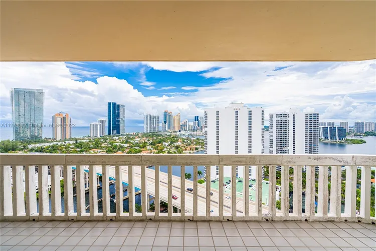 Turnberry Towers #22E image #28