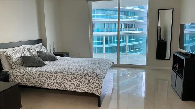 Skyline On Brickell #1210 image #6