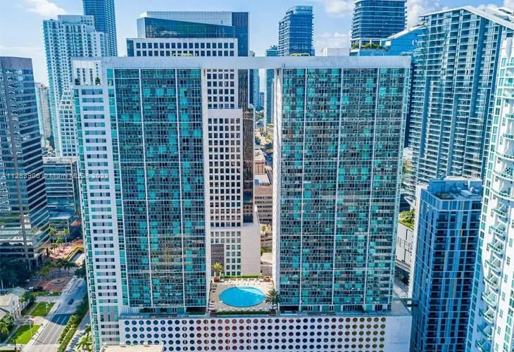 500 Brickell #1001 image #10