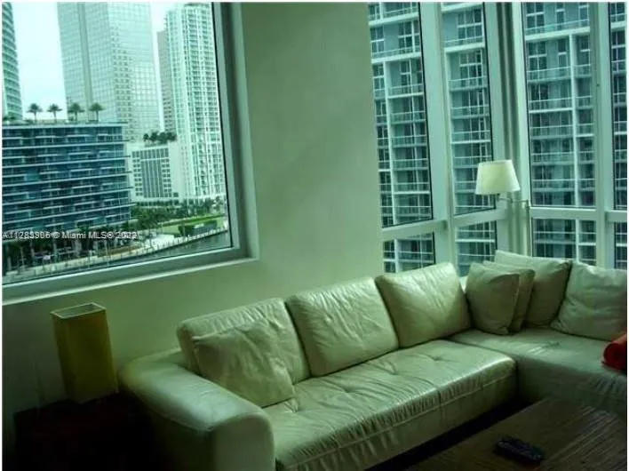 500 Brickell #1001 image #7