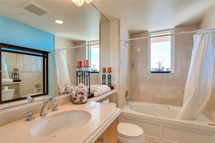 Acqualina #1705 image #15
