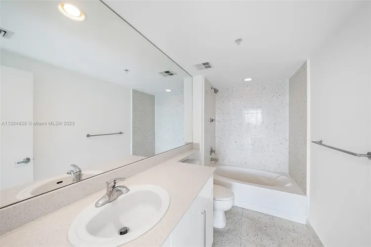 One Miami #1709 image #15