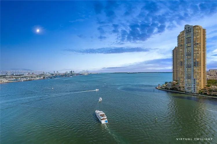 One Miami #1709 image #22