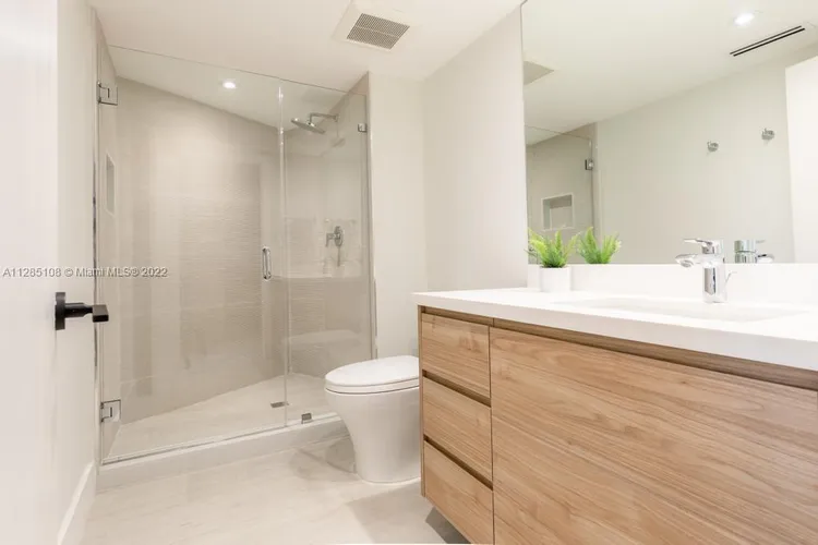 Towers of Key Biscayne #B404 image #15