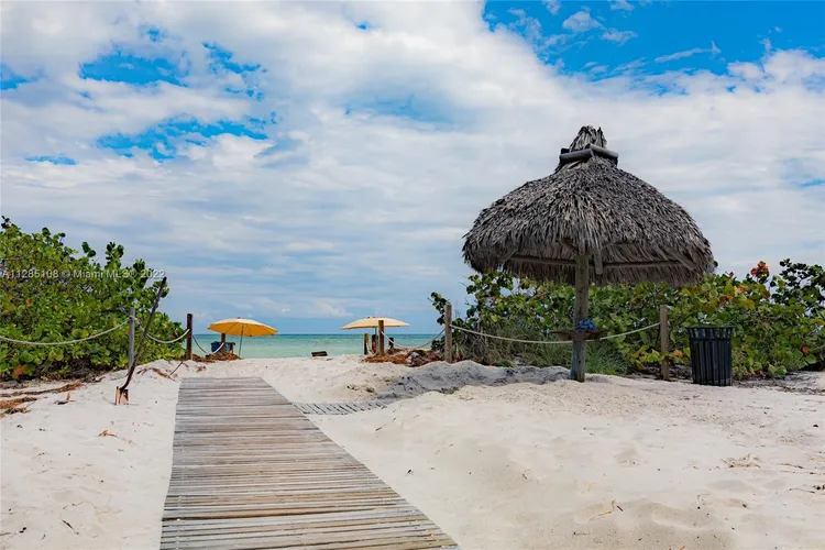 Towers of Key Biscayne #B404 image #21