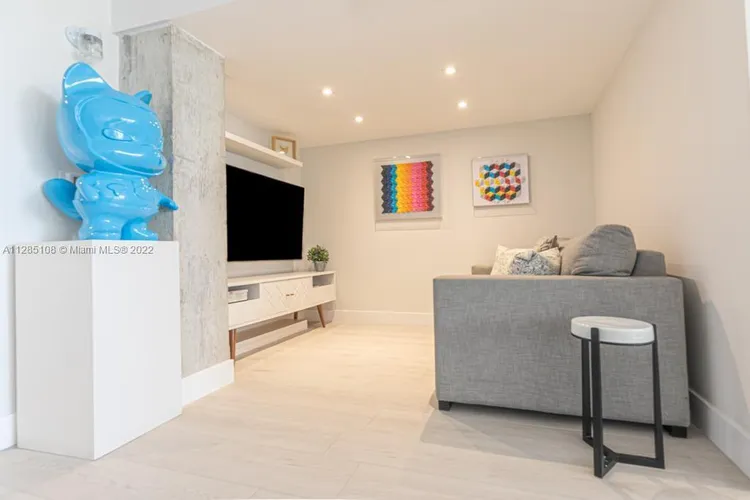 Towers of Key Biscayne #B404 image #9