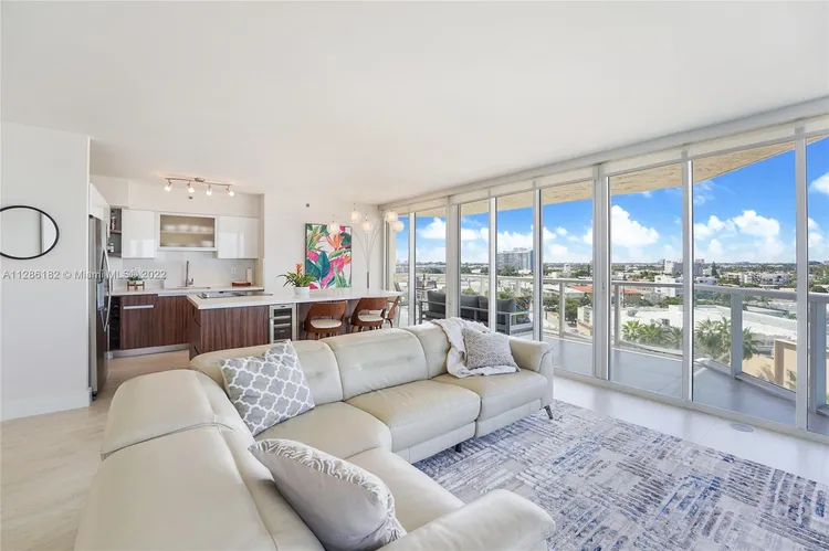 St. Tropez #9-D image #10