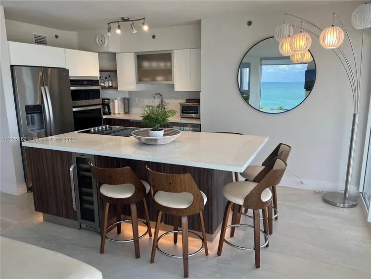 St. Tropez #9-D image #25