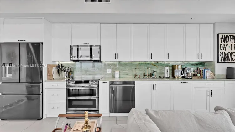 City 24 #6 image #11