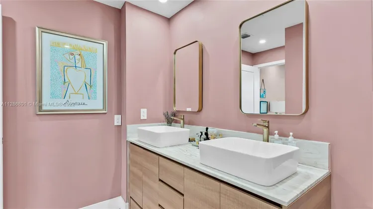 City 24 #6 image #20