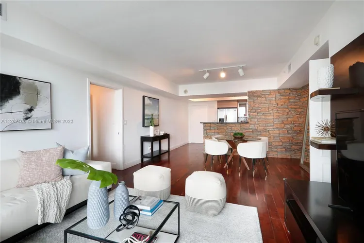 One Miami #2121 image #10