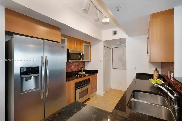 One Miami #2121 image #12