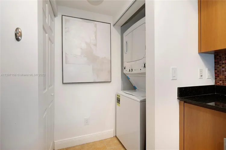 One Miami #2121 image #15