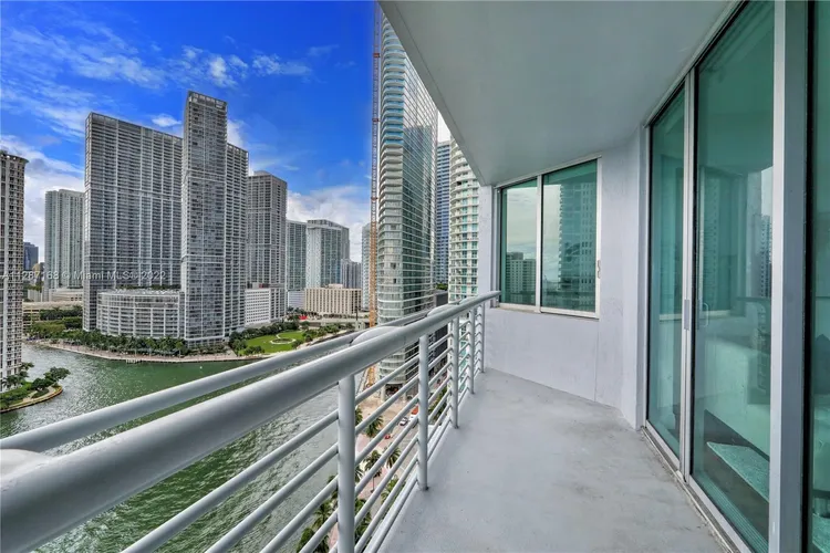 One Miami #2121 image #26