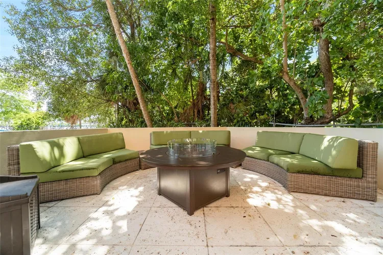 The Mutiny #1111 image #22