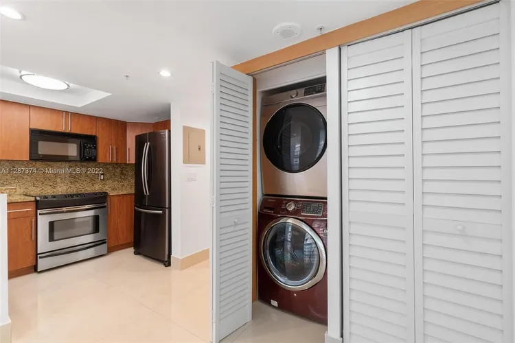 The Mutiny #1111 image #6