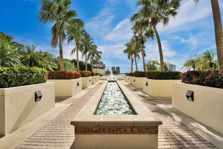 Williams Island 1000 #3104 image #23