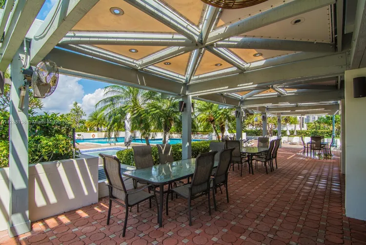 Williams Island 1000 #3104 image #28