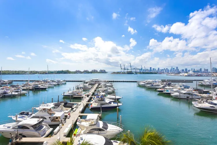 Yacht Club at Portofino #FL-4 image #16