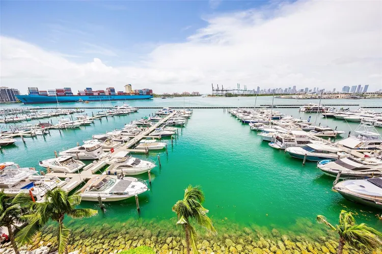 Yacht Club at Portofino #FL-4 image #19