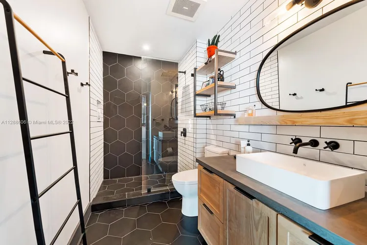 Loft Downtown II #2701 image #14