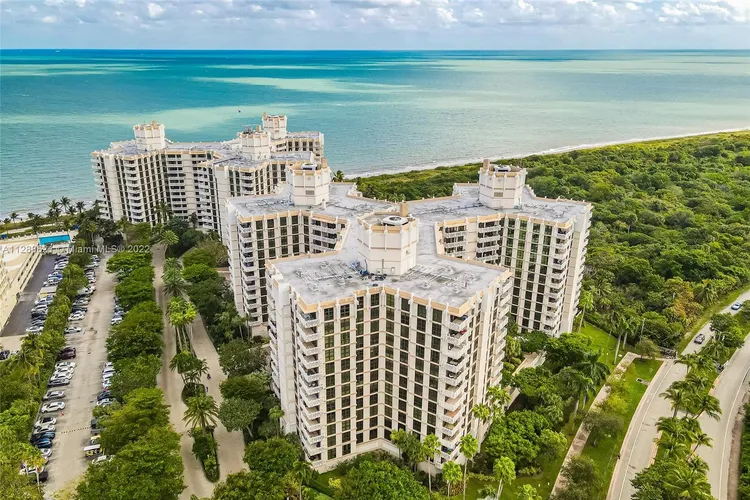 Towers of Key Biscayne #E1107 image #37