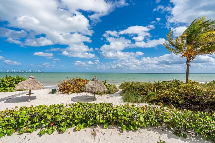 Towers of Key Biscayne #E1107 image #42