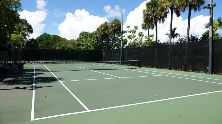 Towers of Key Biscayne #E1107 image #45