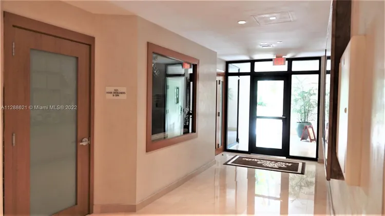 Towers of Key Biscayne #E1107 image #50