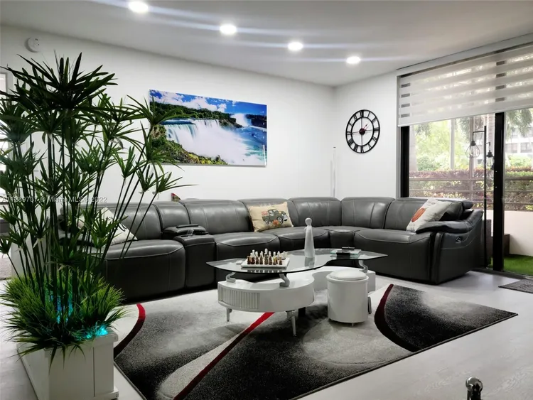 Olympus Towers and Marina #311 image #11