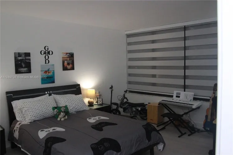 Olympus Towers and Marina #311 image #20