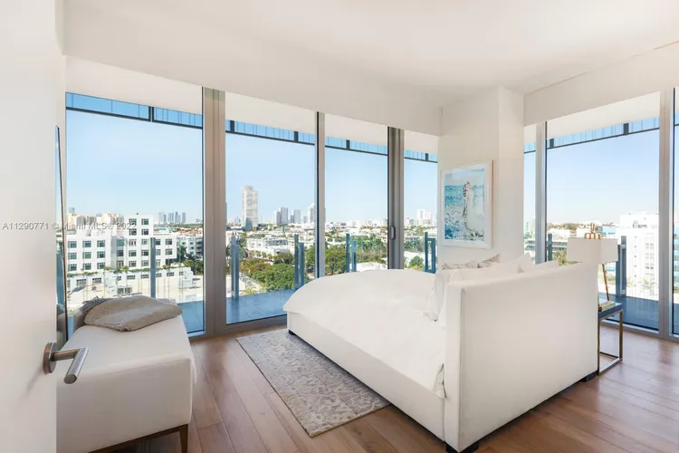 Glass #900 image #20