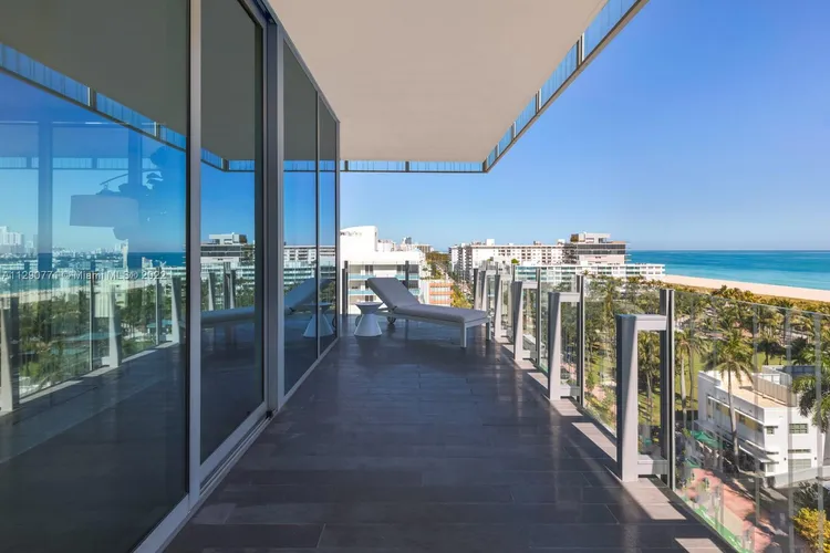 Glass #900 image #28